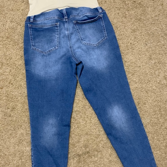 A-glow Maternity Skinny Jeans - Picture 3 of 5